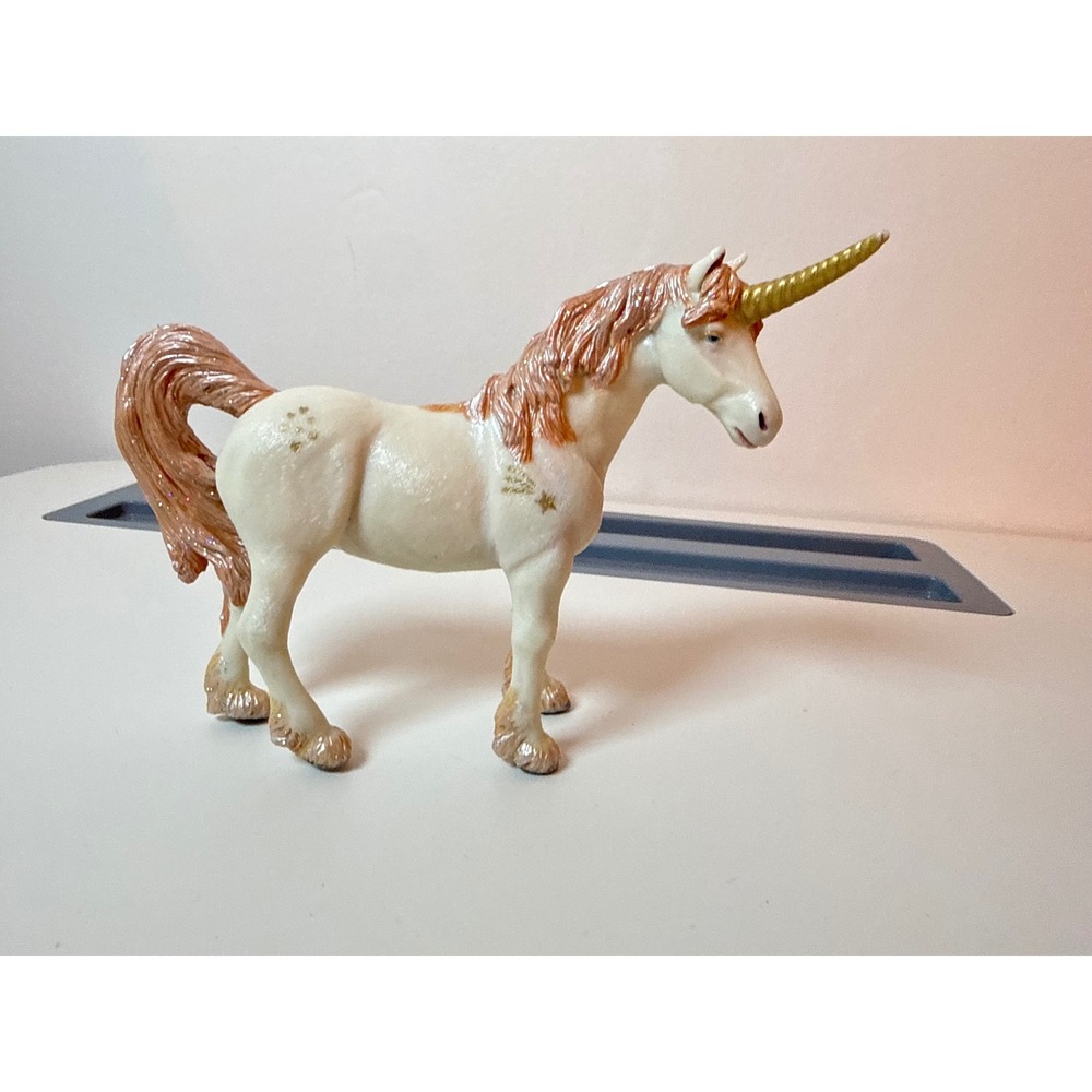 Papo Unicorn Figurine Unisex OS Rose Gold White Star Mythical Fantasy 2010